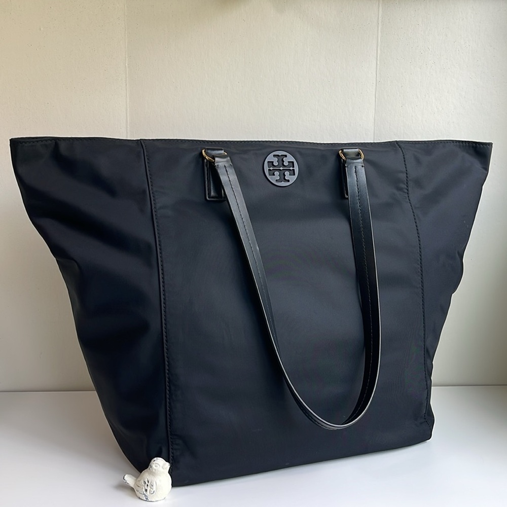 Tory Burch Tilda Large Nylon Tote